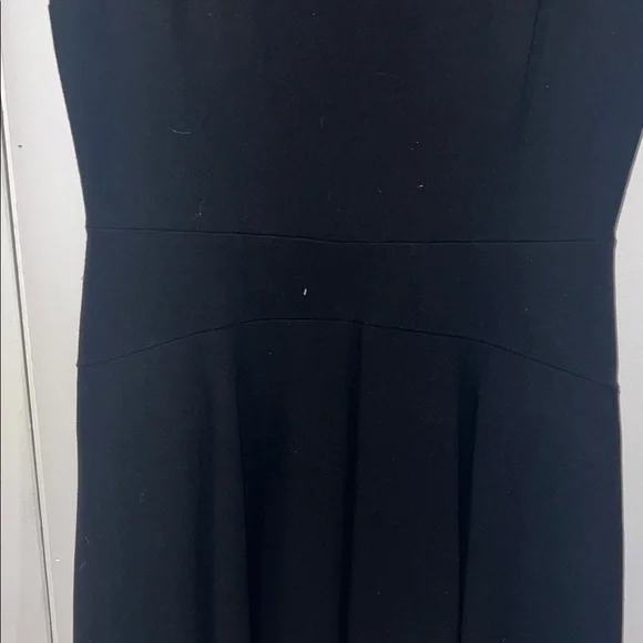 Elegant Black Cap Sleeve Dress - Picture 9 of 15